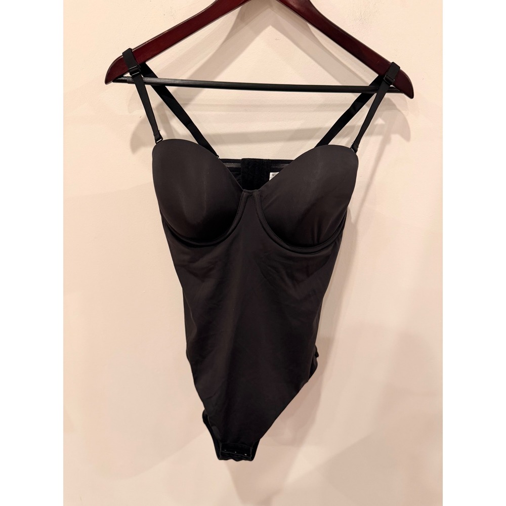 Wacoal Black Red Carpet Strapless Underwire Bodysuit 801219 US 38C Womens